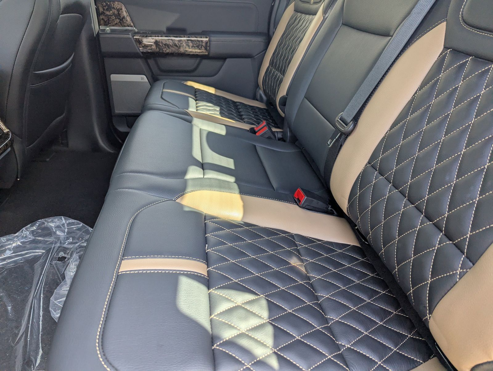2025 Ford F-150 XLT - Photo 9