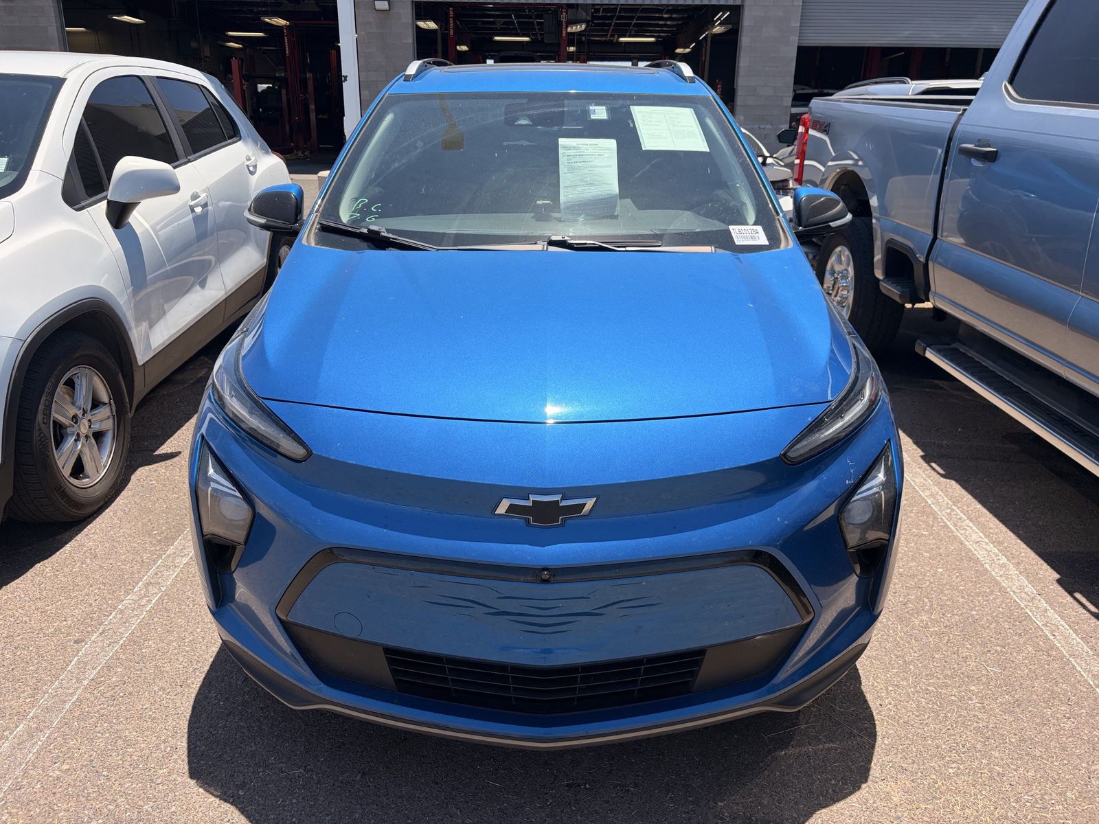 Used 2022 Chevrolet Bolt EUV Premier with VIN 1G1FZ6S05N4134527 for sale in Peoria, AZ