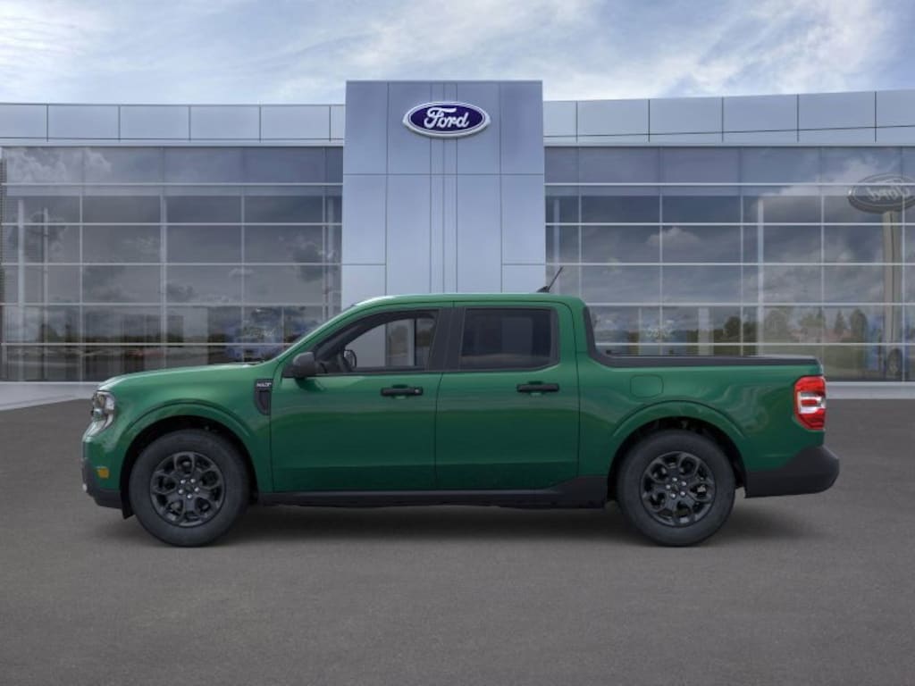New 2025 Ford Maverick XLT Truck SuperCrew