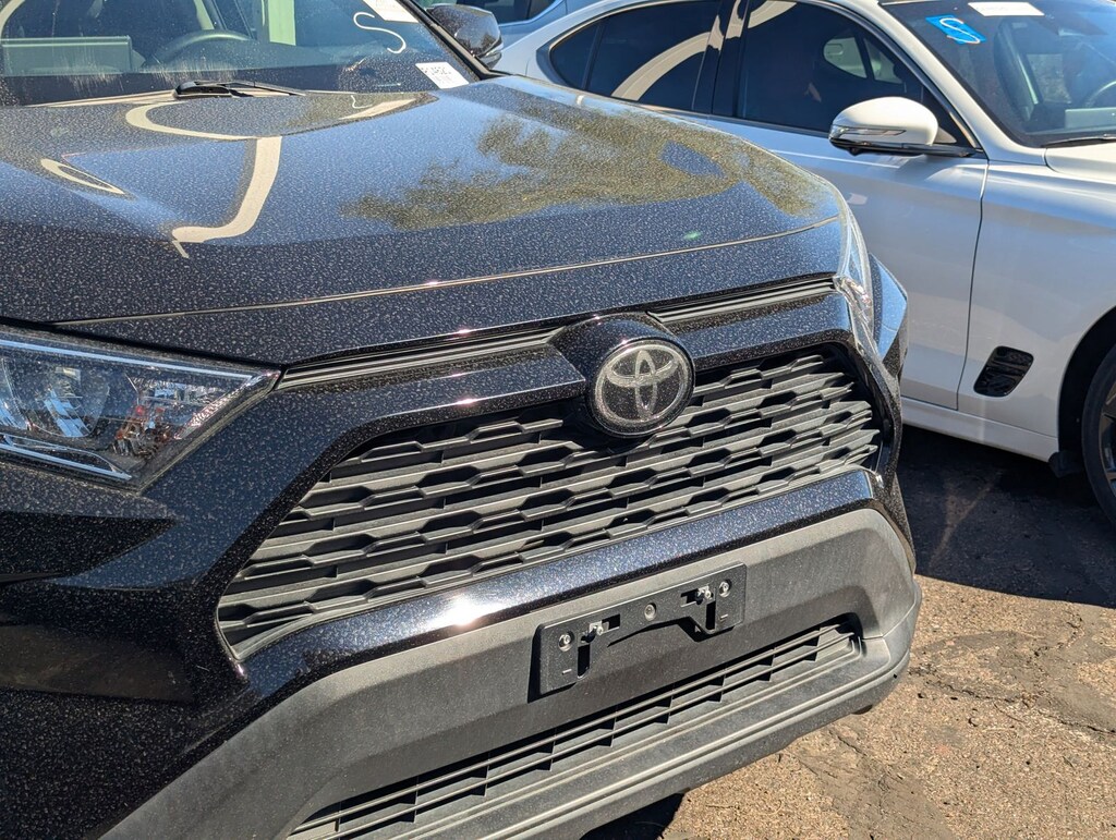 Used 2021 Toyota RAV4 XLE SUV