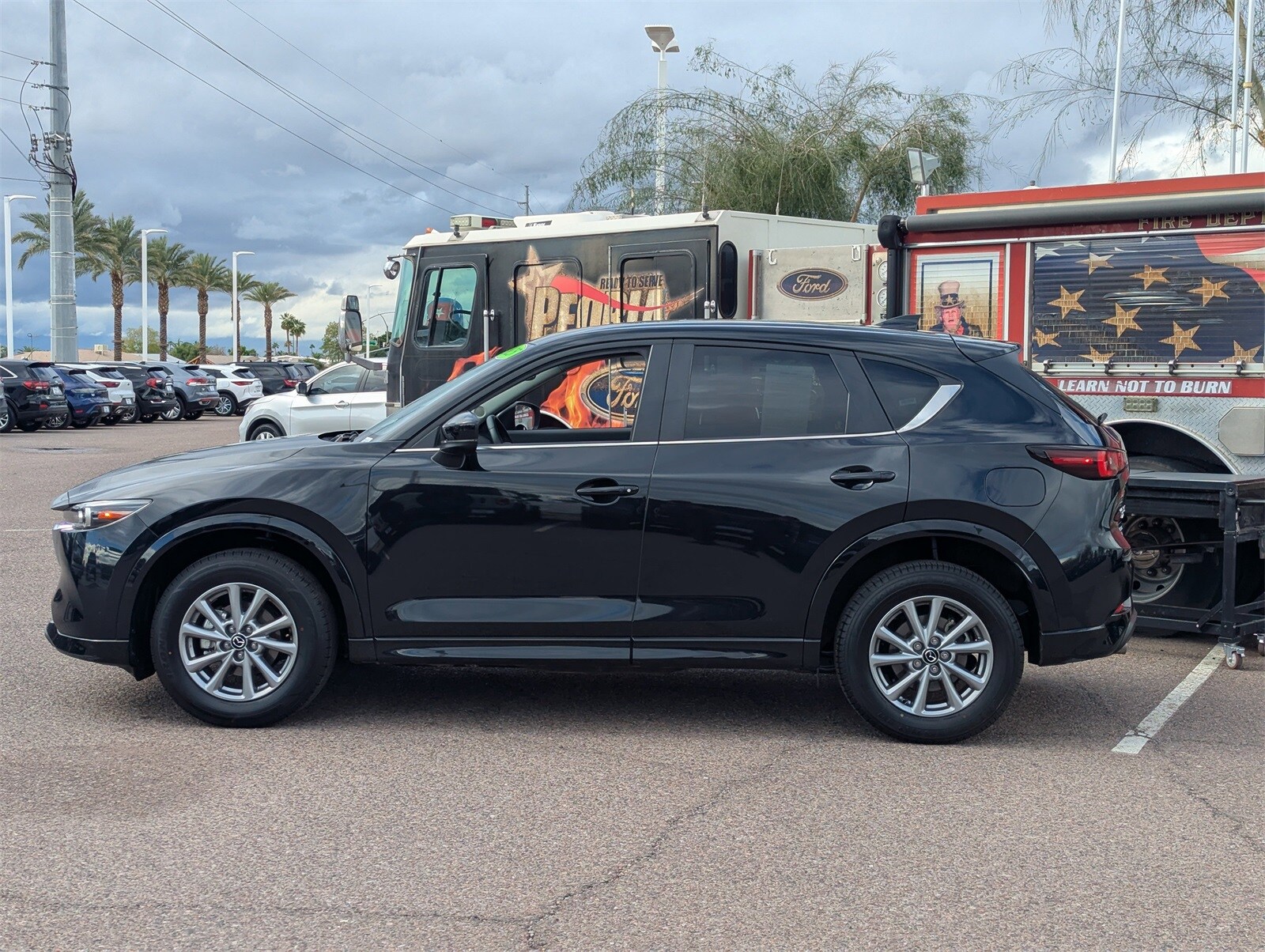 2025 Mazda CX-5 2.5 S Preferred photo 2