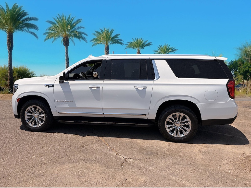 Used 2023 GMC Yukon XL SLT SUV