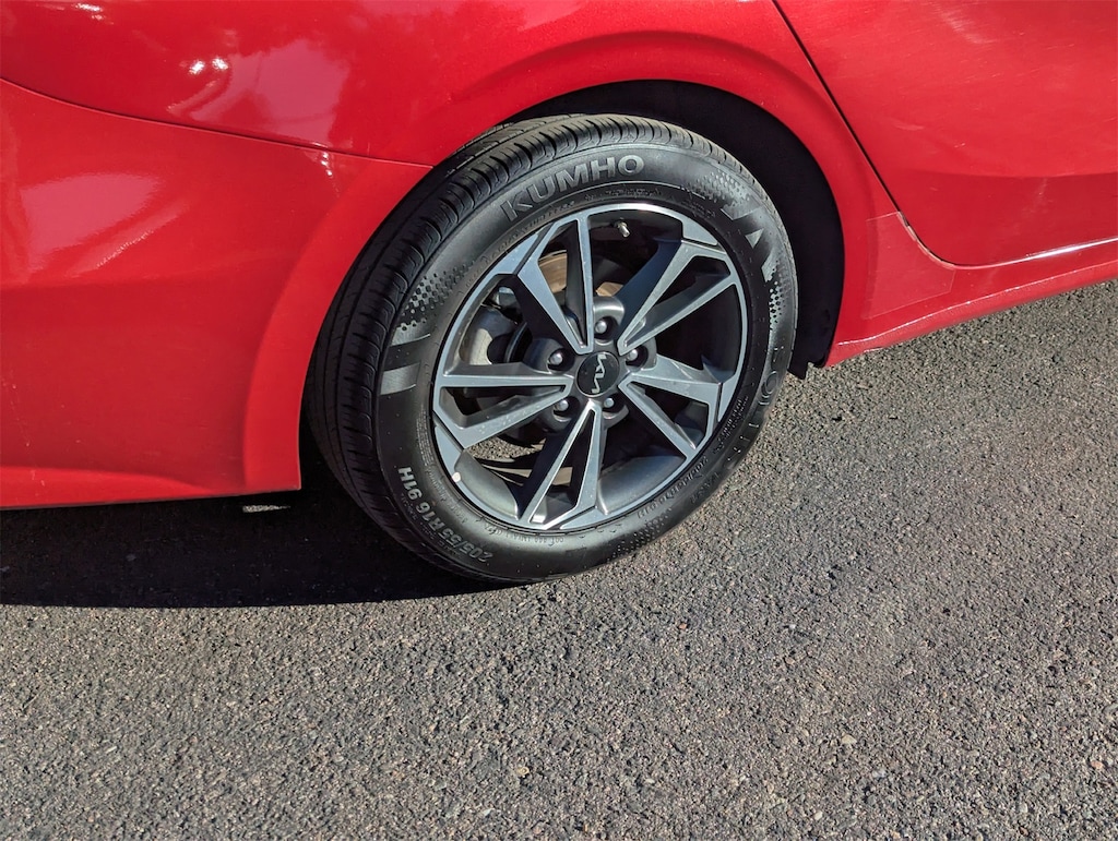 Used 2024 Kia Forte LXS Sedan