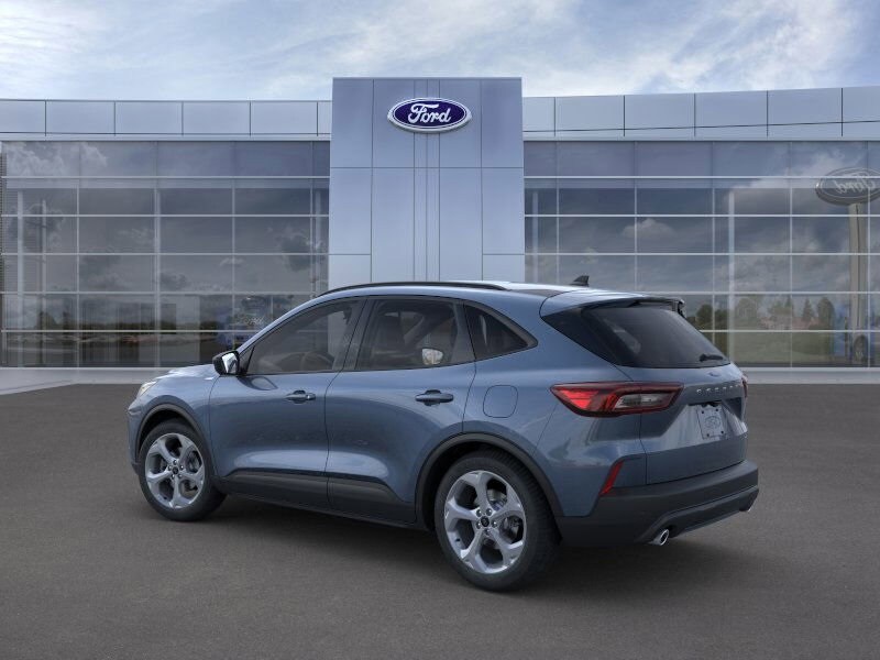 2025 Ford Escape ST-Line photo 4