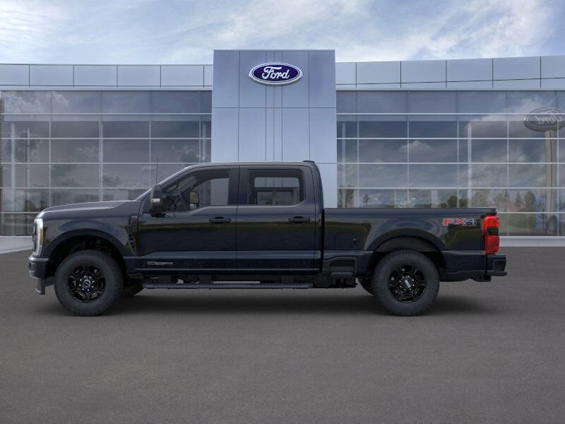2025 Ford F-250 XL photo 3
