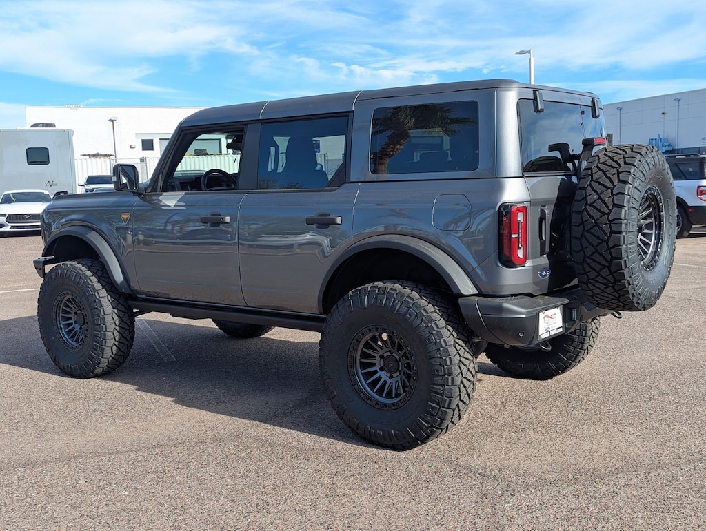 New 2025 Ford Bronco Badlands SUV