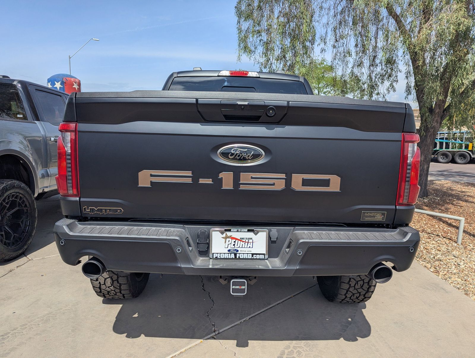 2025 Ford F-150 XLT - Photo 6