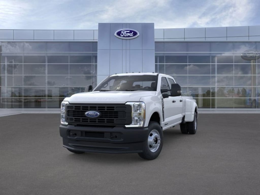 New 2026 Ford F-350 Truck Crew Cab