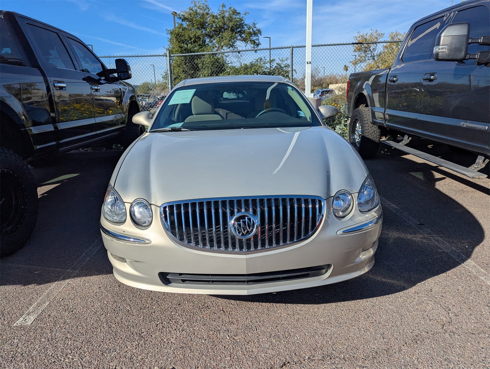 Used 2008 Buick LaCrosse CX with VIN 2G4WC582781185809 for sale in Peoria, AZ