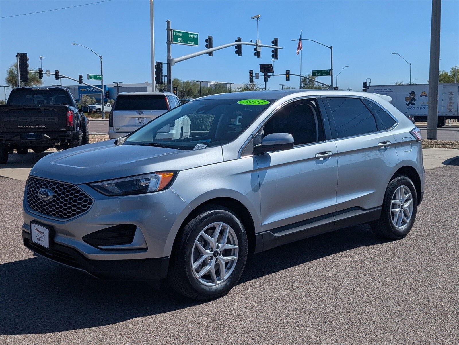 2024 Ford Edge SEL photo 2