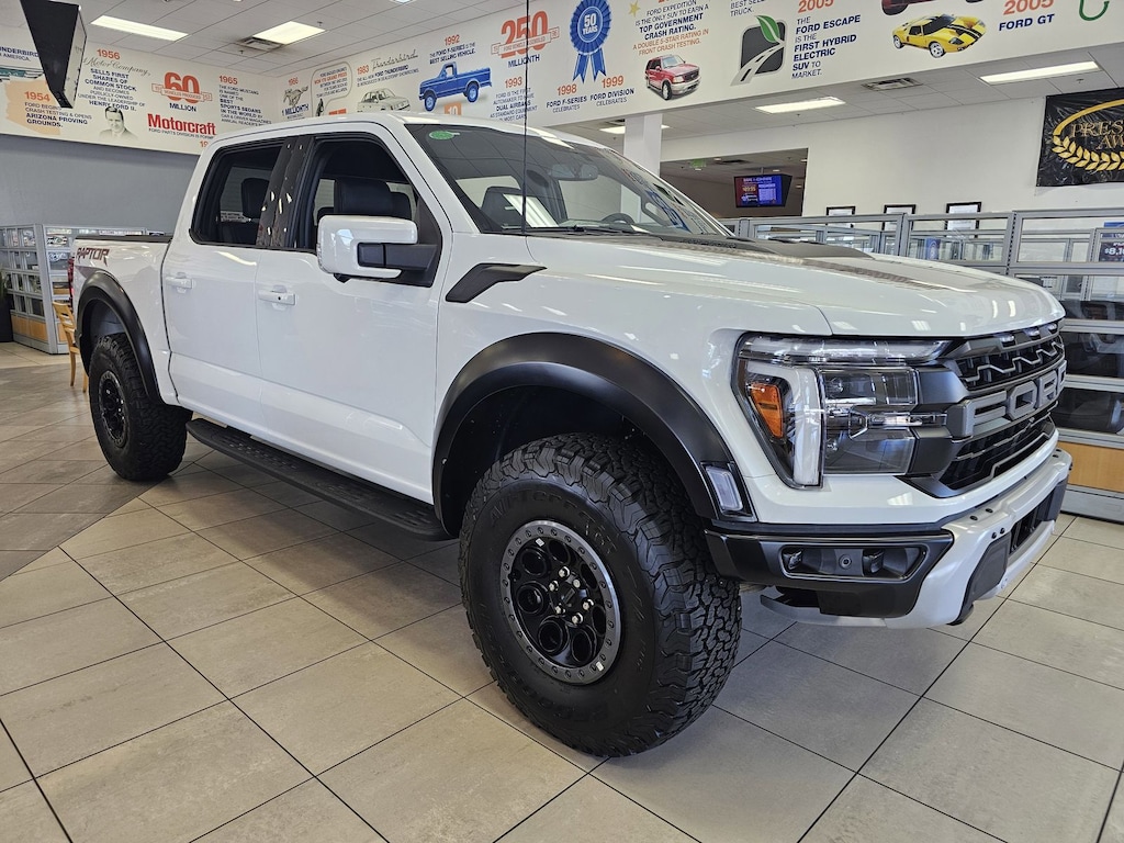 New 2025 Ford F-150 Raptor Truck SuperCrew Cab