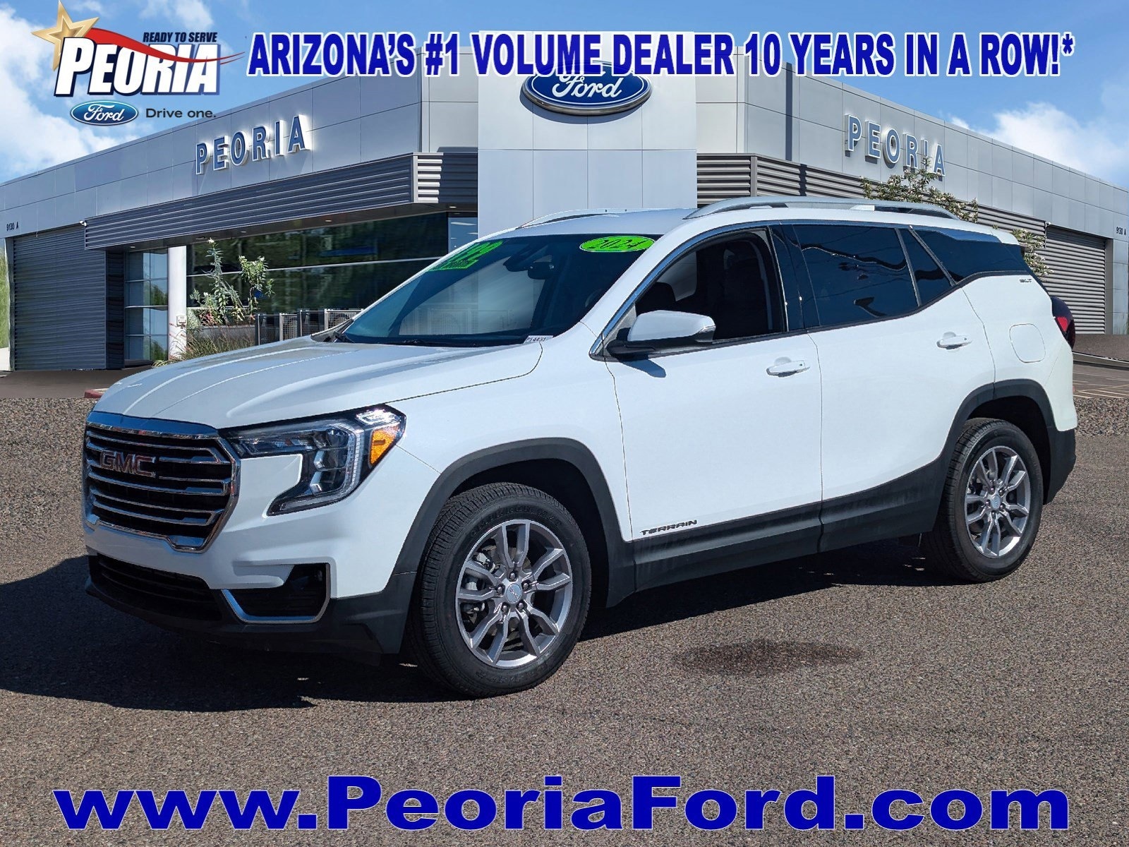 2024 GMC Terrain SLT's photo
