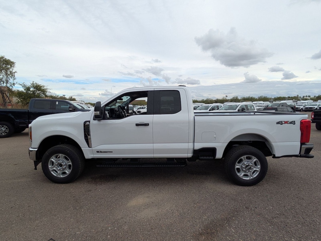 New 2026 Ford F-250 XLT Truck Super Cab