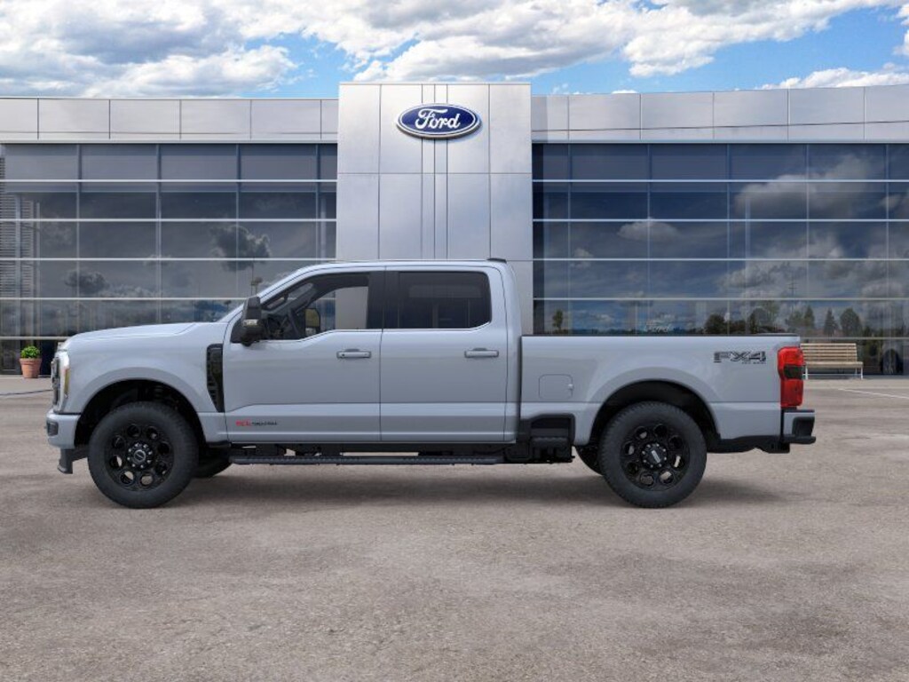 New 2026 Ford F-350 Lariat Truck Crew Cab