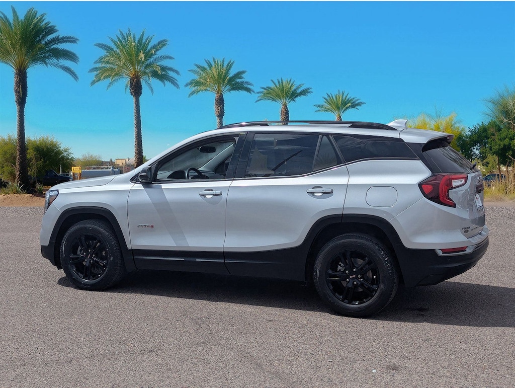 Used 2022 GMC Terrain AT4 SUV