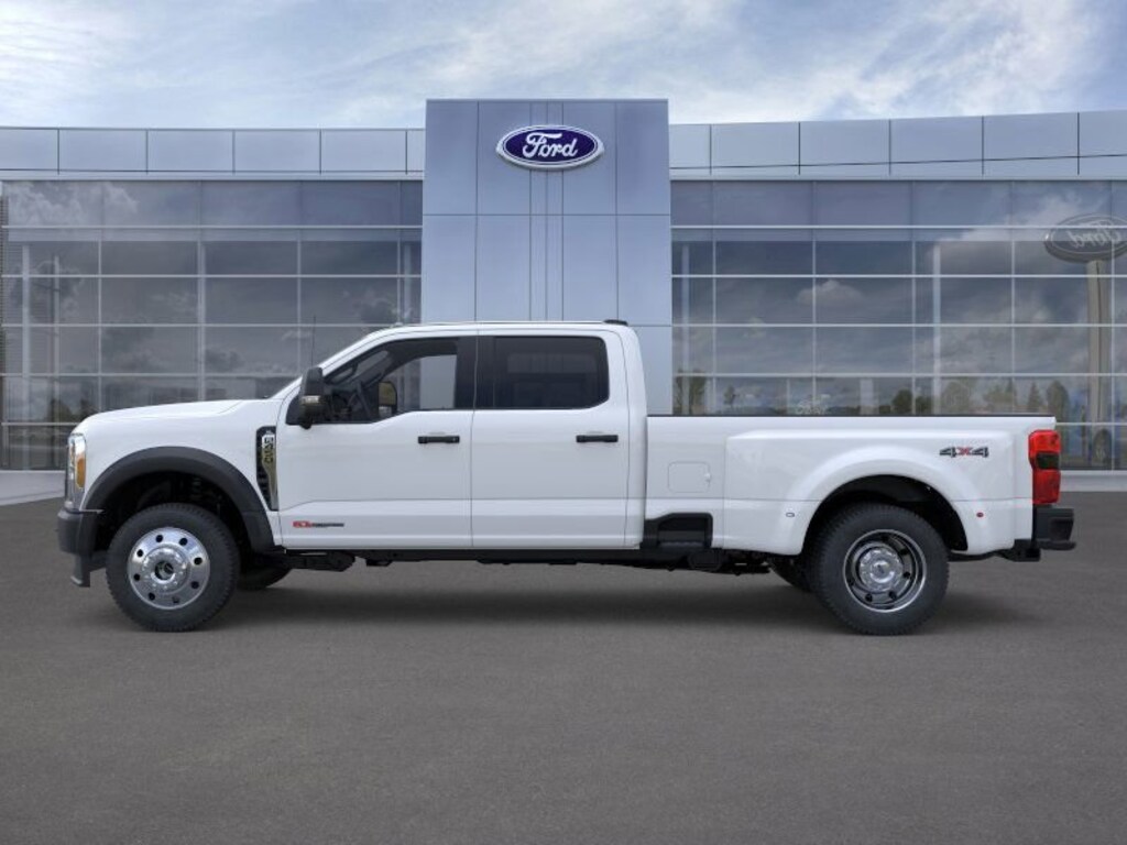 New 2026 Ford F-450 Truck Crew Cab