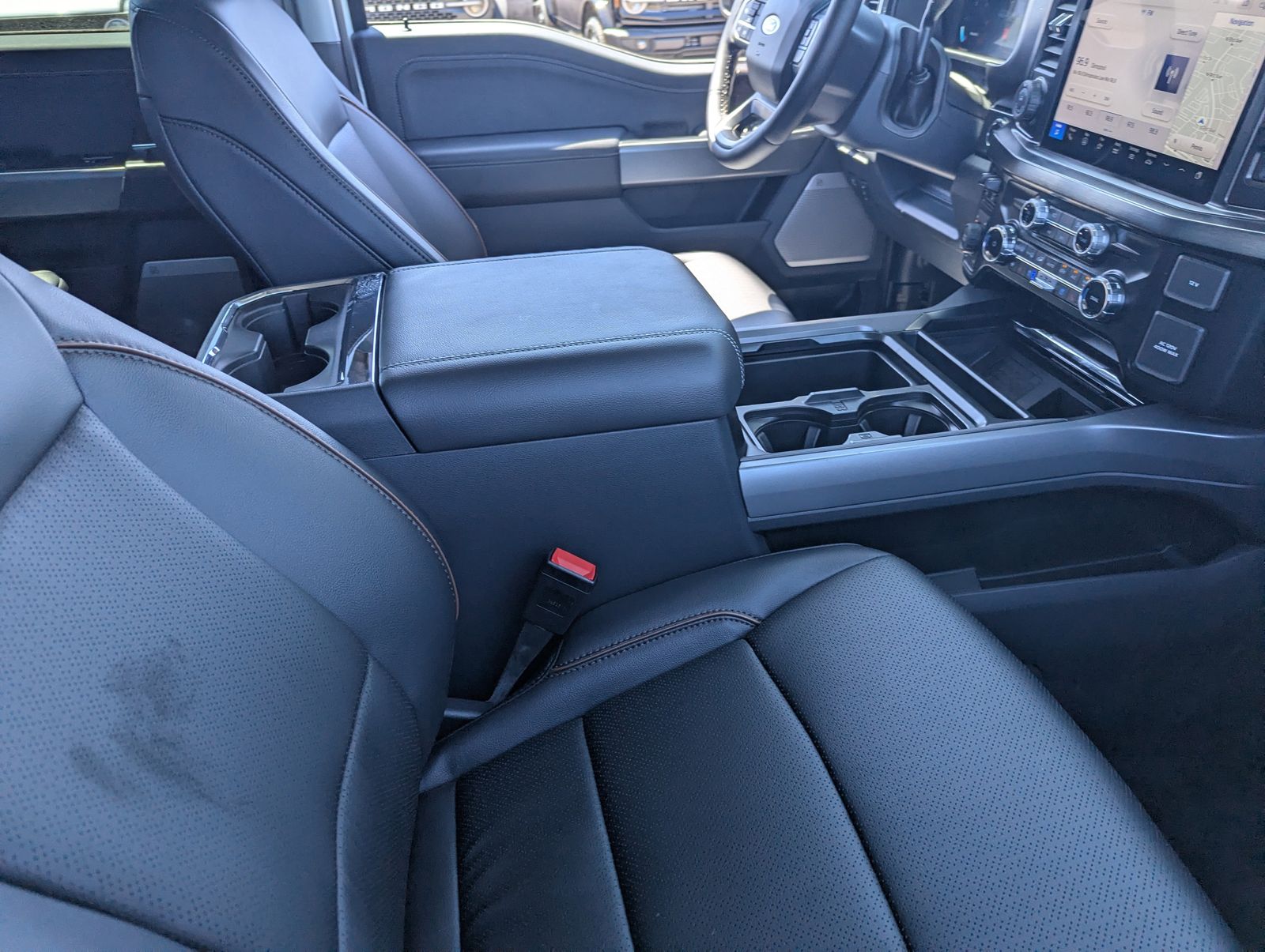 2026 Ford F-250 Super Duty Lariat - Photo 12