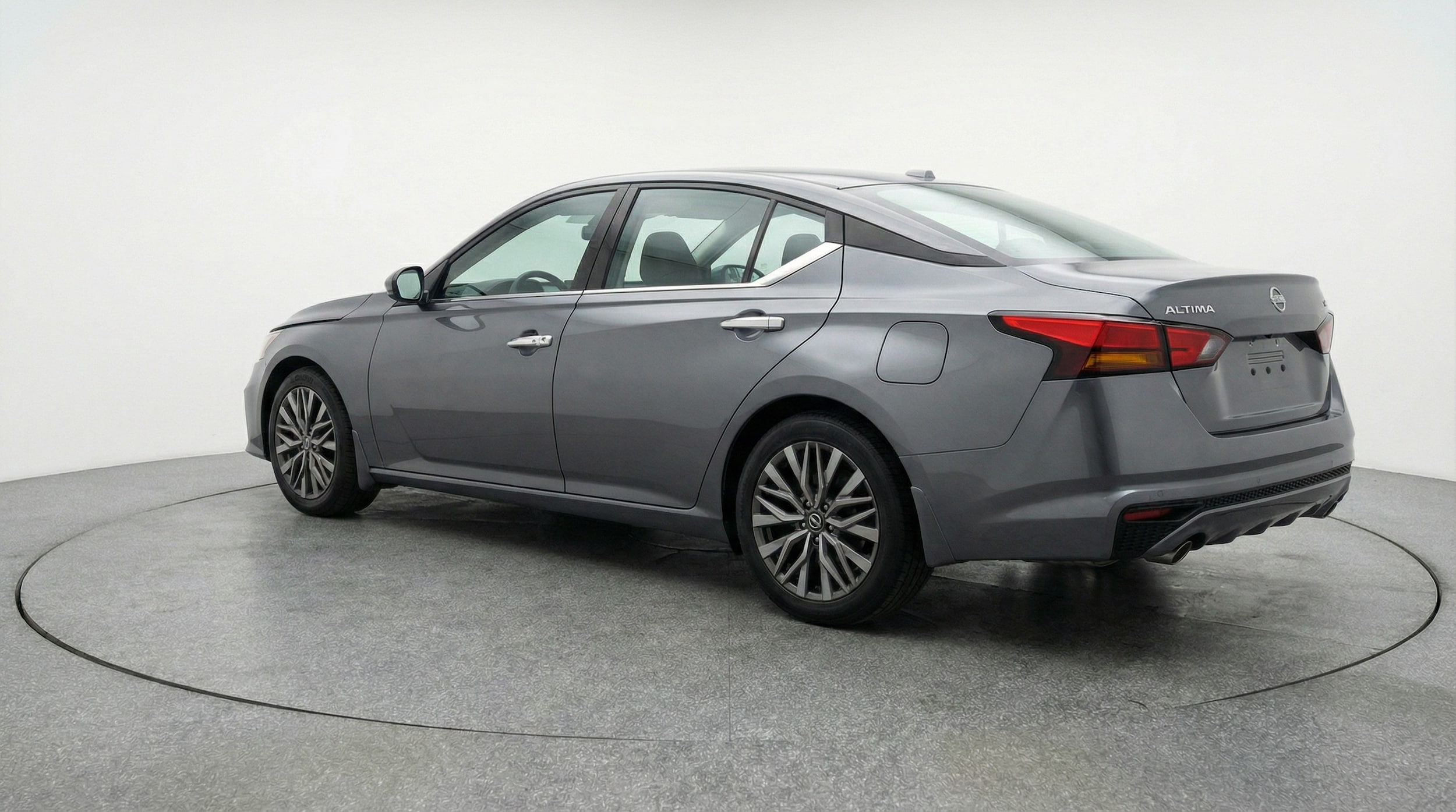 Thumbnail: 2025 Nissan Altima - 5