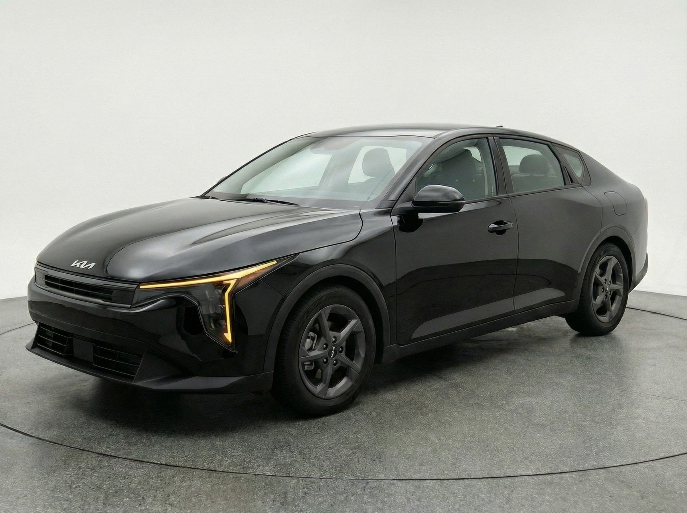 Thumbnail: 2025 Kia K4 - 3