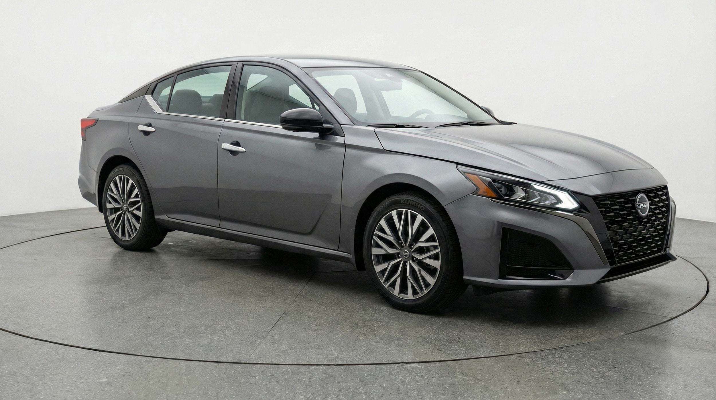 Thumbnail: 2025 Nissan Altima - 1