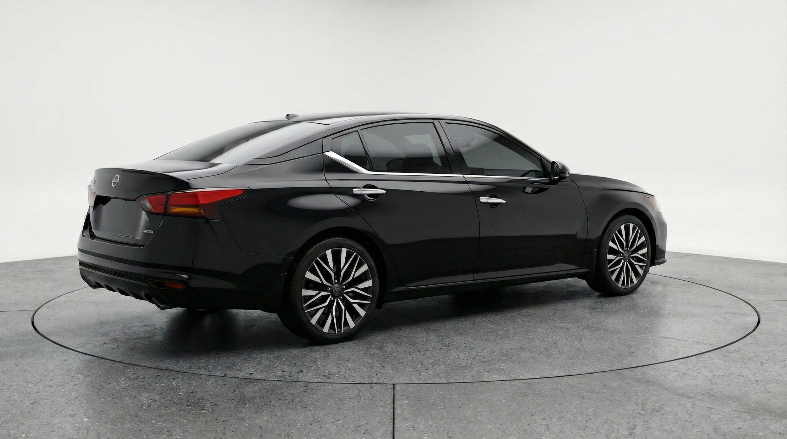 Thumbnail: 2025 Nissan Altima - 7