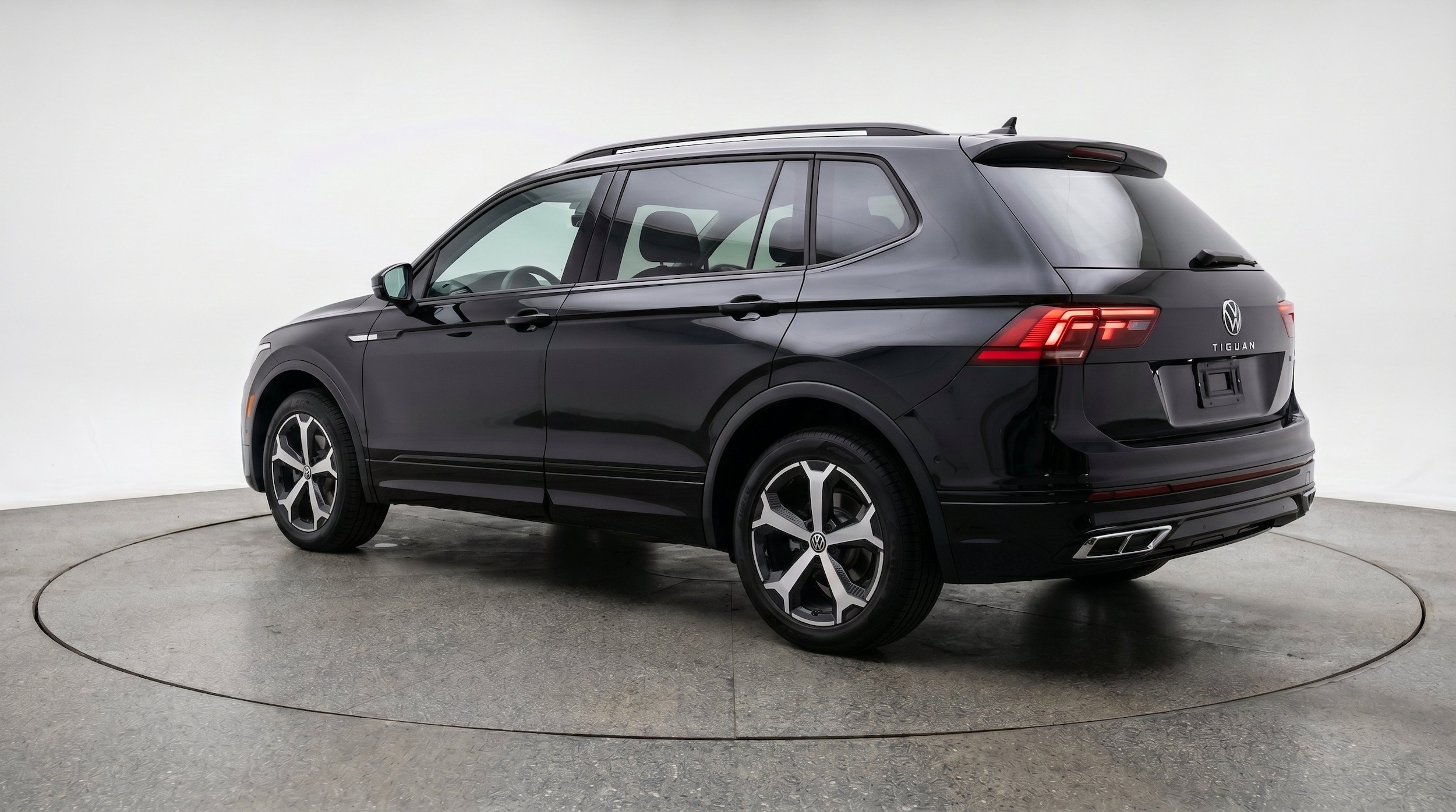 Thumbnail: 2026 Volkswagen Tiguan - 6
