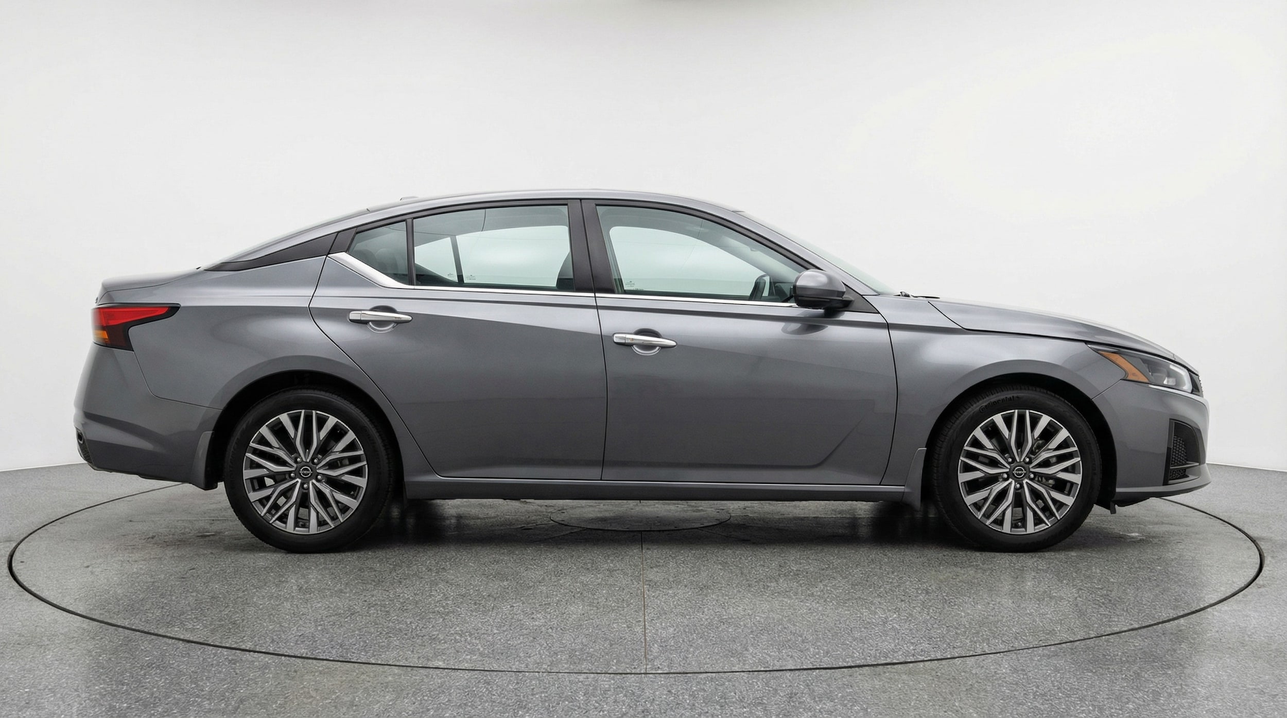 Thumbnail: 2025 Nissan Altima - 8