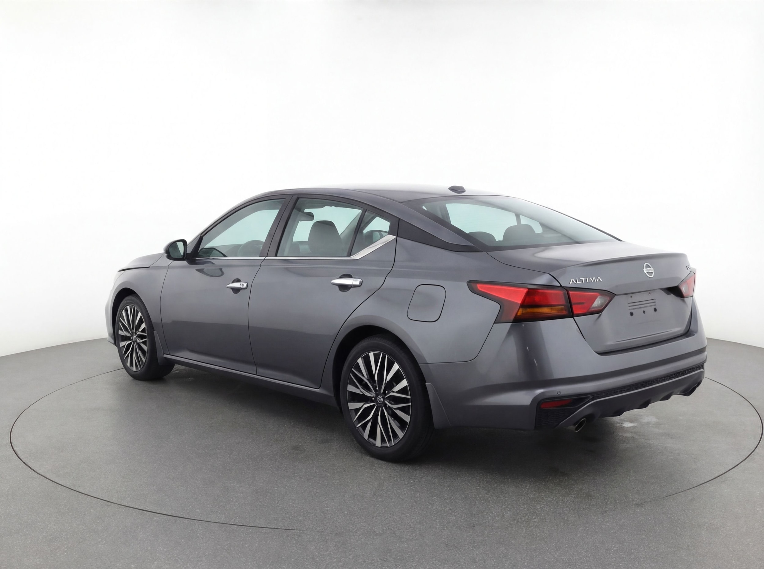 Thumbnail: 2024 Nissan Altima - 5