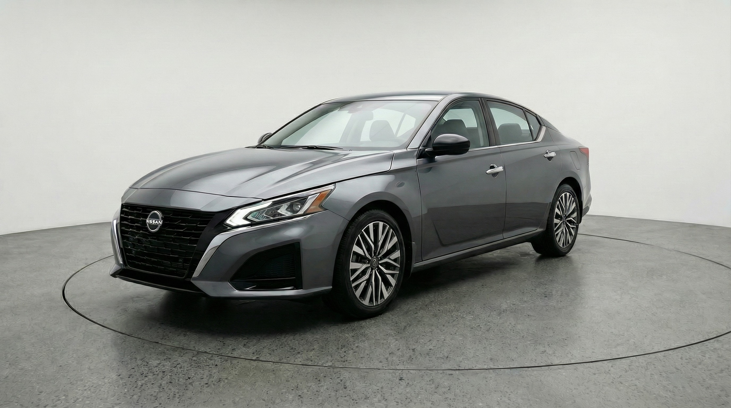 Thumbnail: 2025 Nissan Altima - 3