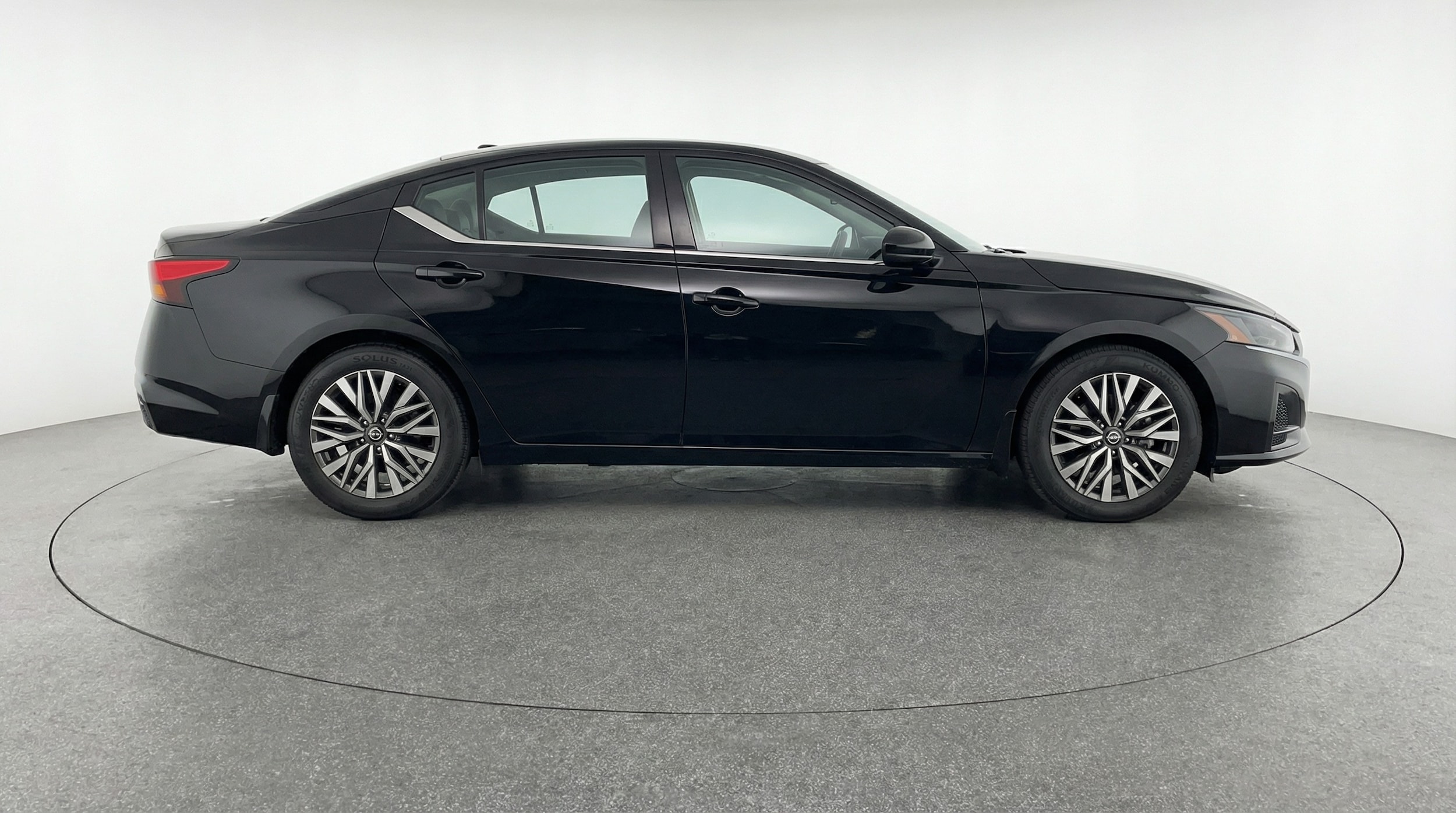 Thumbnail: 2025 Nissan Altima - 8