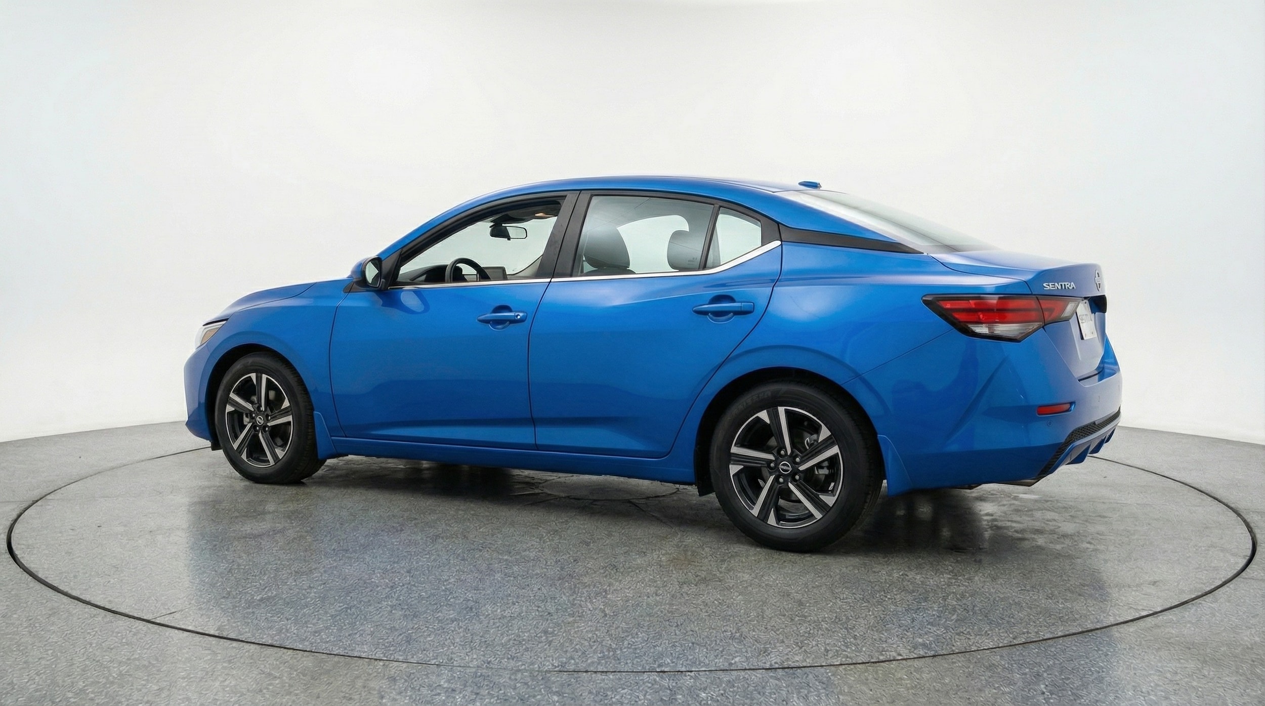 Thumbnail: 2025 Nissan Sentra - 5