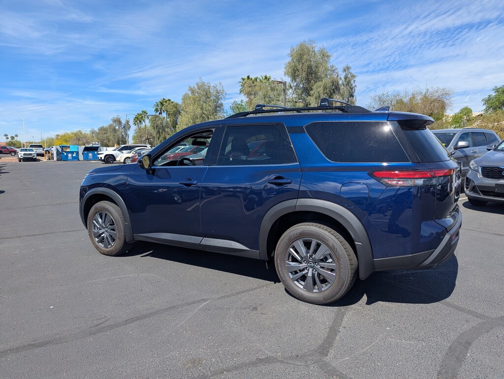 Used 2025 Nissan Pathfinder SV SUV