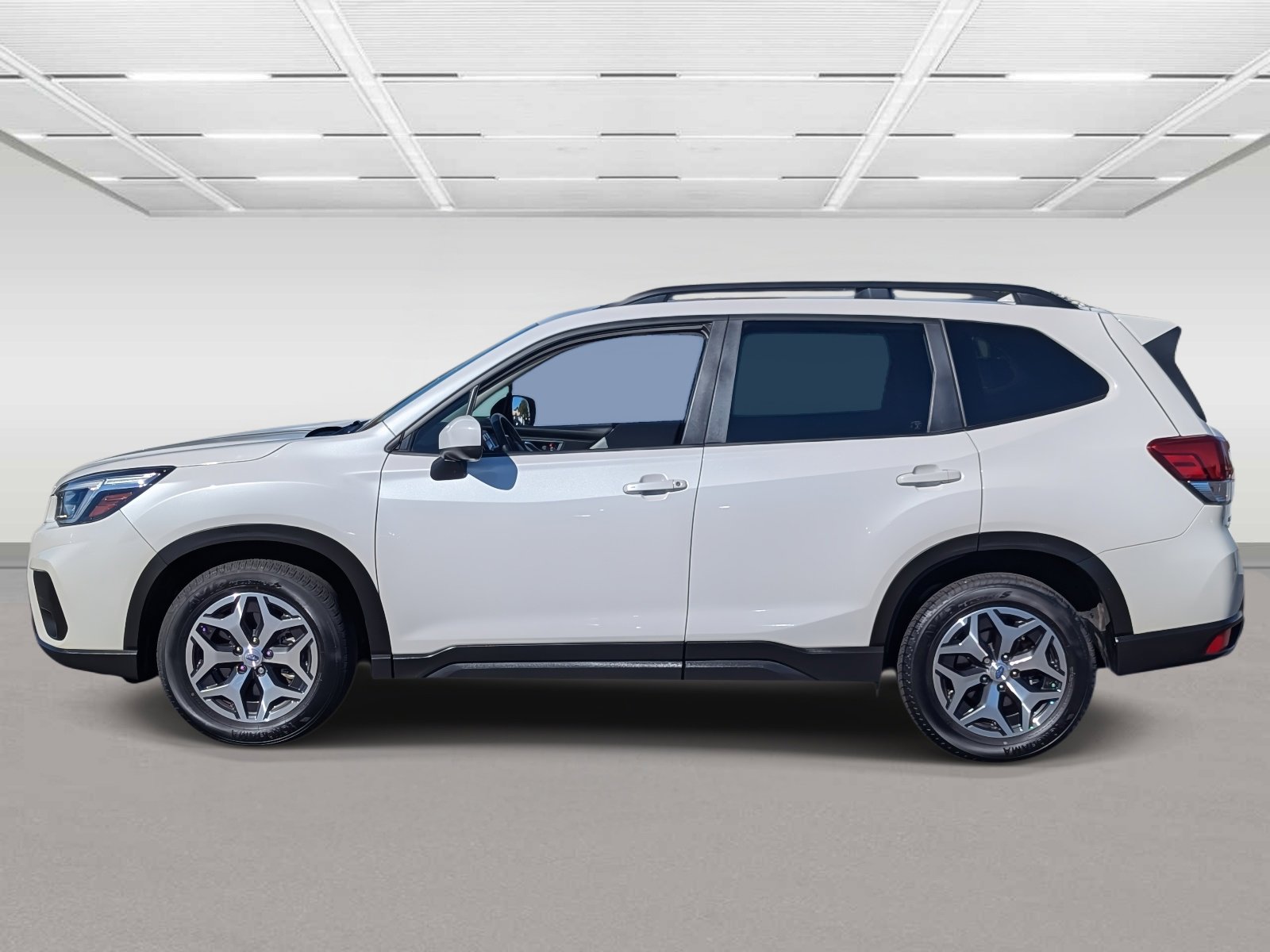2021 Subaru Forester Premium photo 2