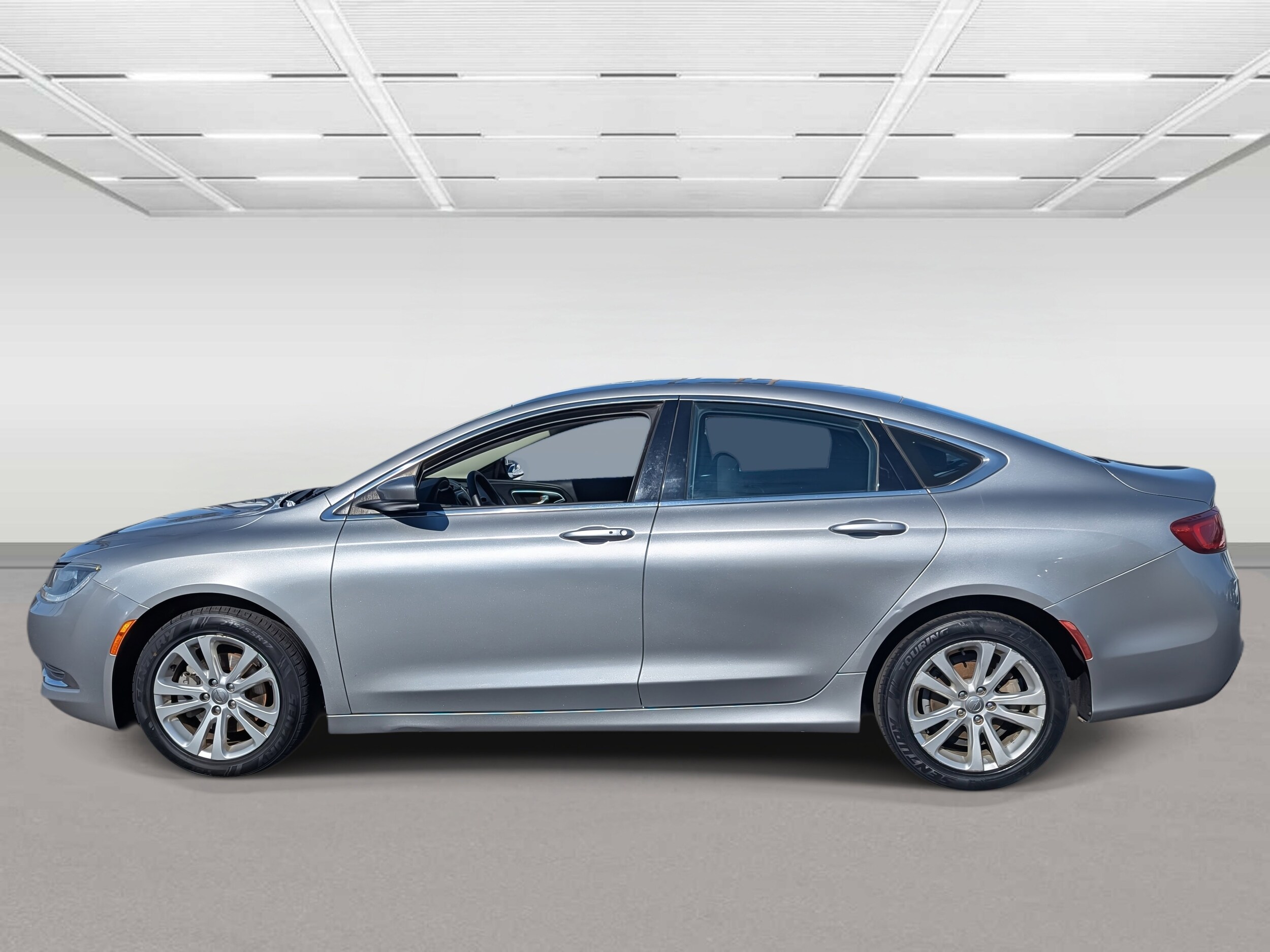 2015 Chrysler 200 Limited photo 3