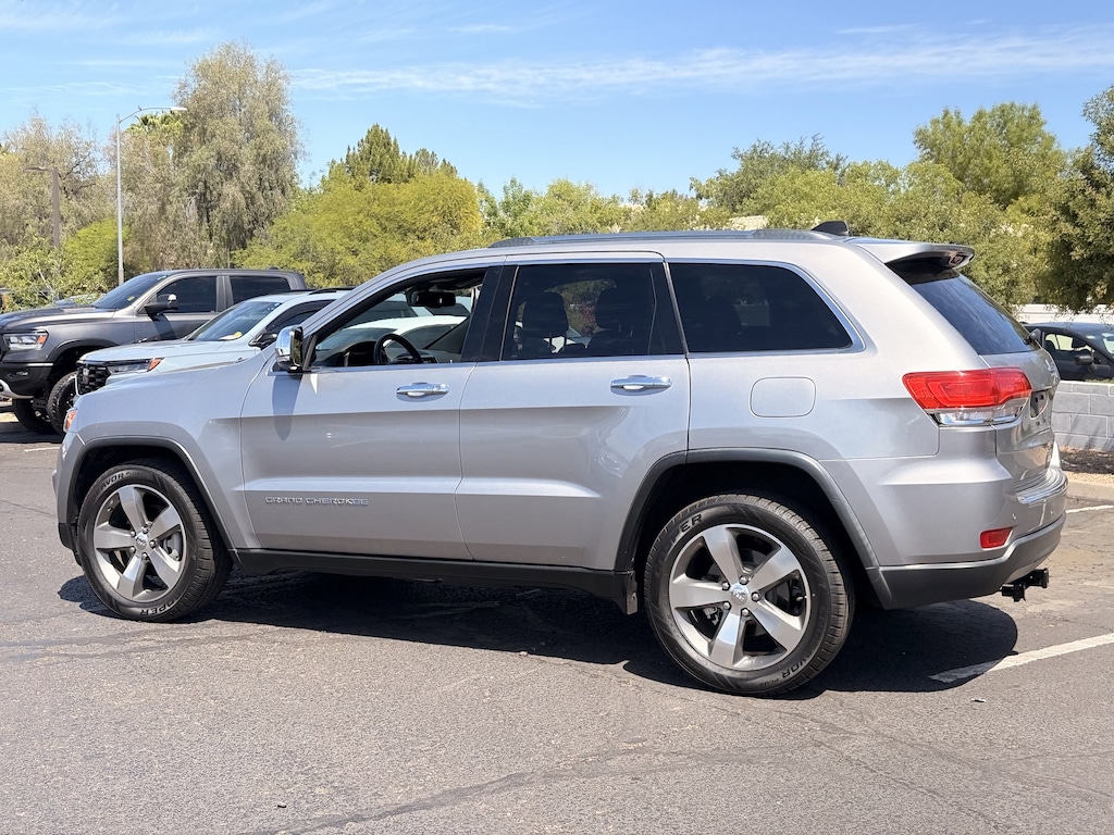 Used 2015 Jeep Grand Cherokee Limited 4x2 SUV