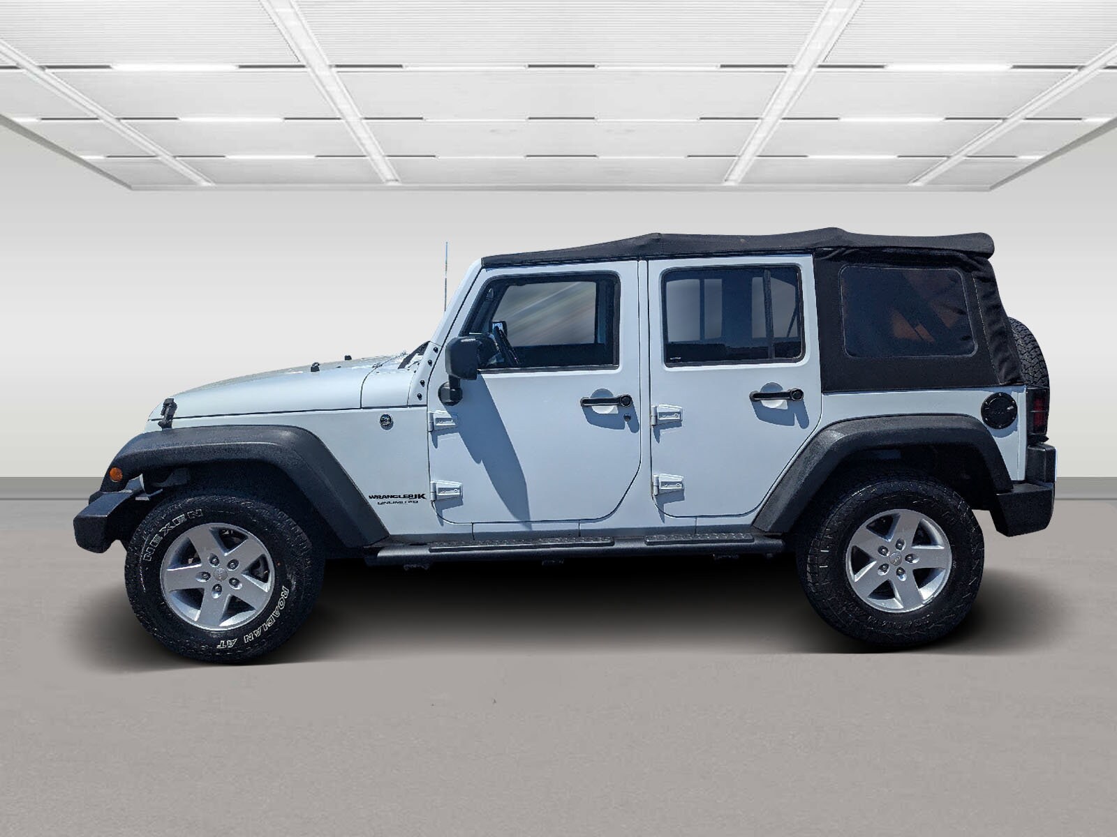 2018 Jeep Wrangler Unlimited Sport photo 2