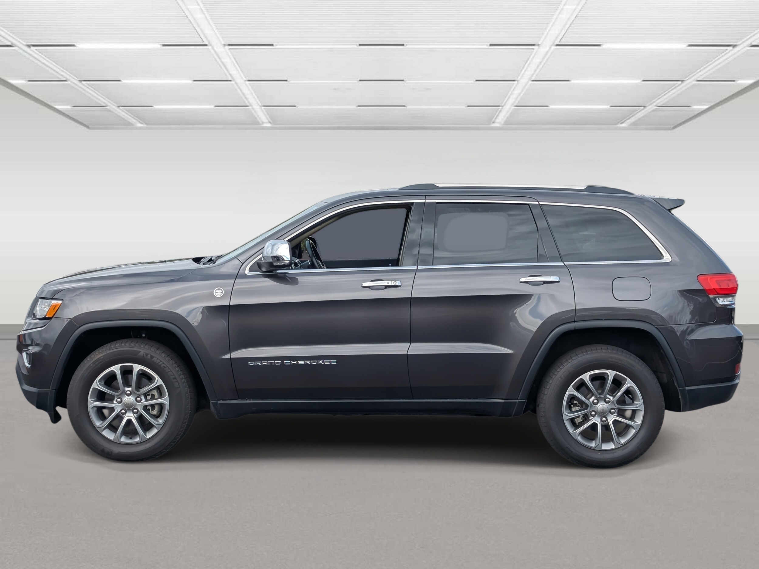 2015 Jeep Grand Cherokee Limited photo 2