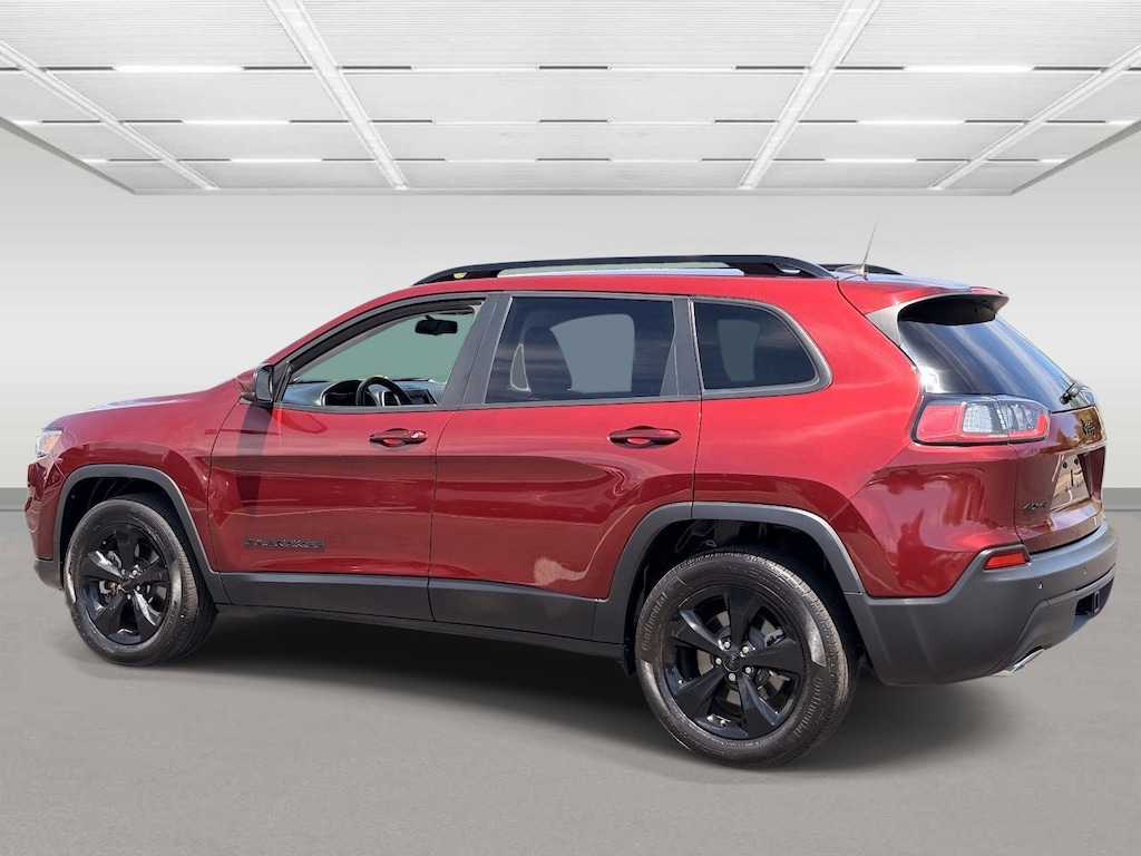 Used 2020 Jeep Cherokee Altitude SUV