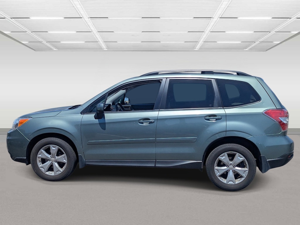 Used 2015 Subaru Forester 2.5i Premium (CVT) SUV