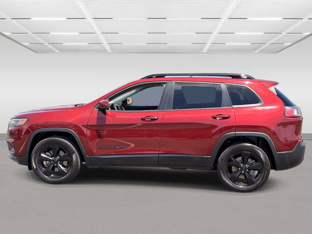 Used 2020 Jeep Cherokee Altitude SUV