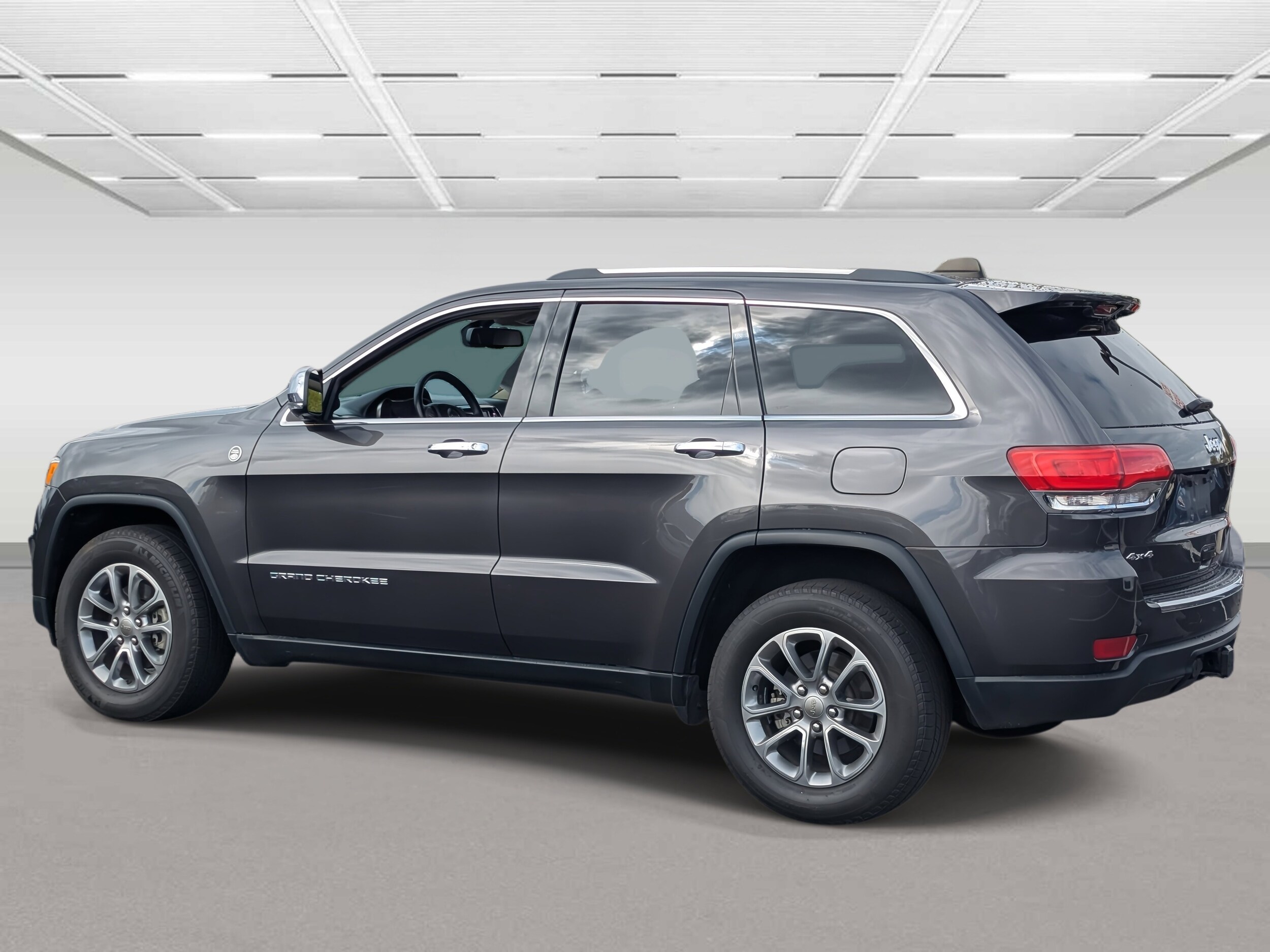2015 Jeep Grand Cherokee Limited photo 3