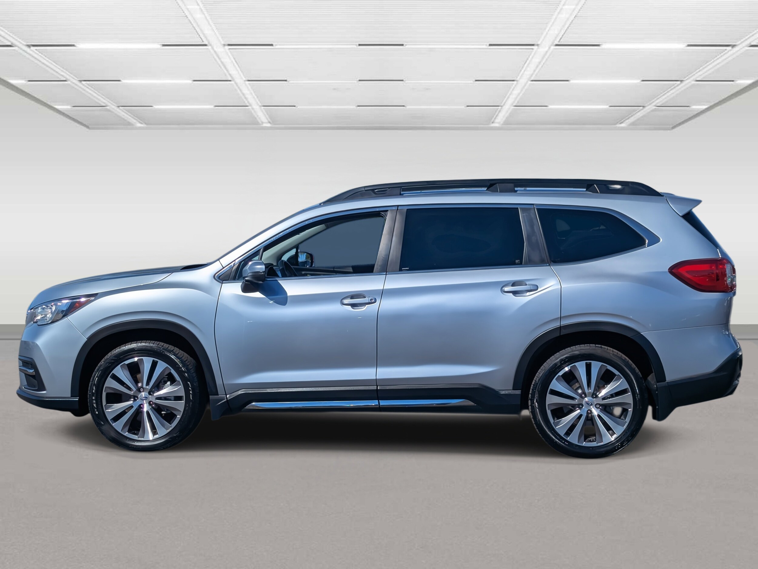 2022 Subaru Ascent Limited photo 2