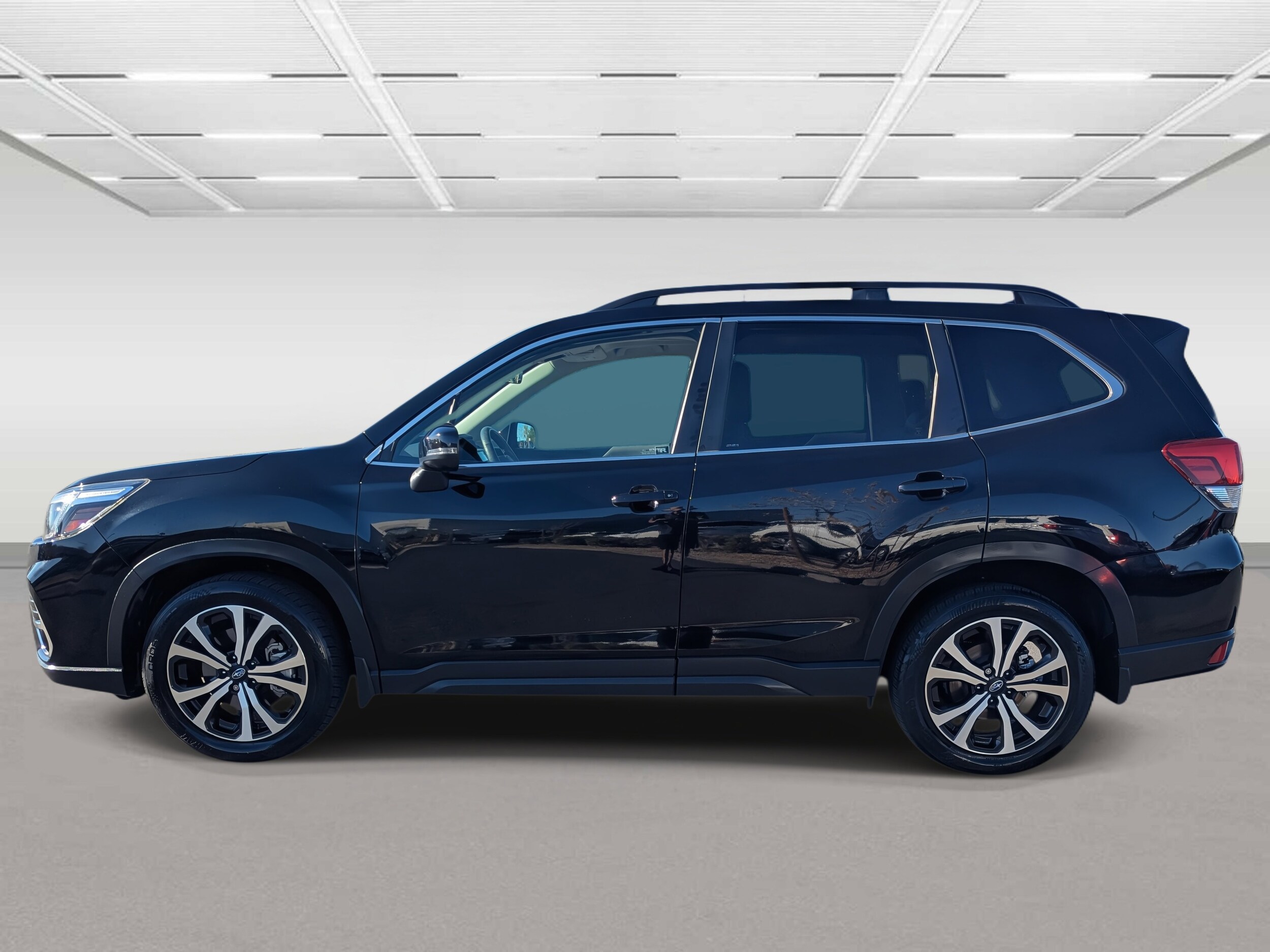 2019 Subaru Forester Limited photo 2