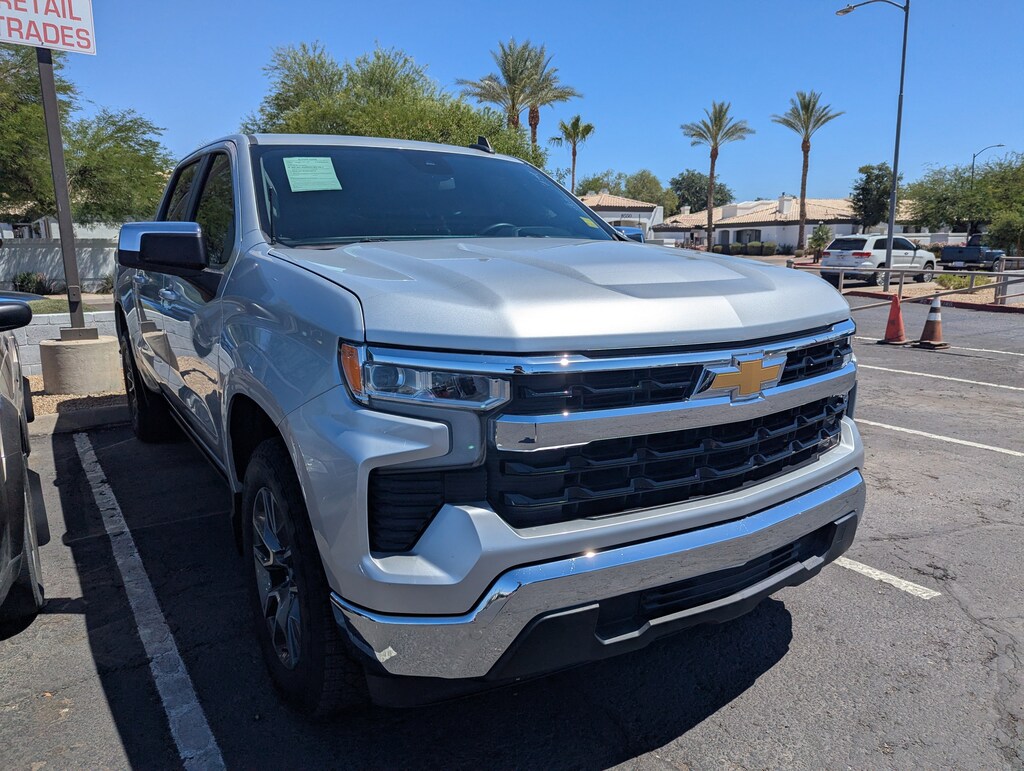 Used 2022 Chevrolet Silverado 1500 LT w/1LT Truck Crew Cab