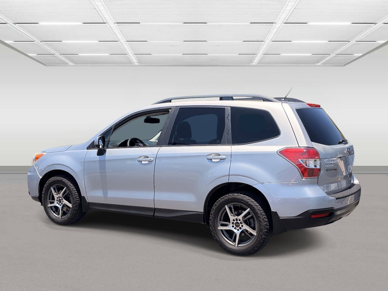 Used 2015 Subaru Forester i Premium with VIN JF2SJADC2FH582596 for sale in Peoria, AZ