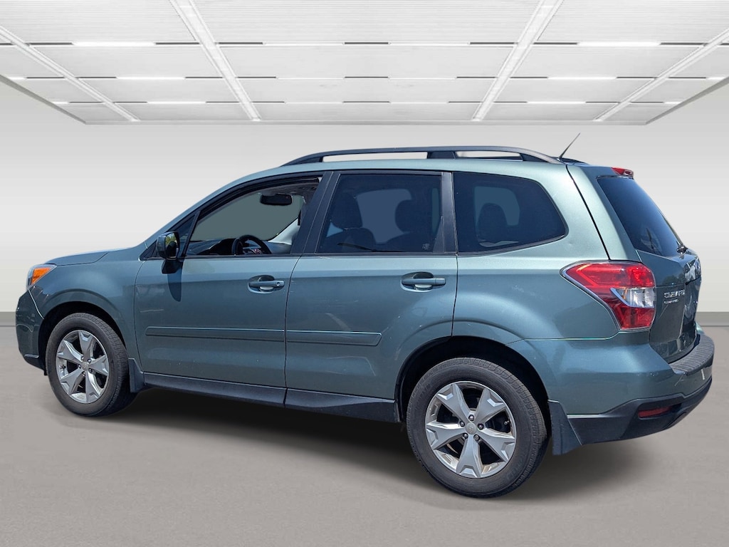 Used 2015 Subaru Forester 2.5i Premium (CVT) SUV