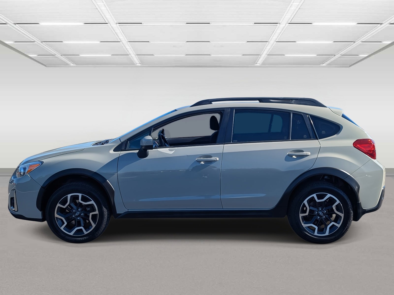 2017 Subaru Crosstrek 2.0i Premium photo 2