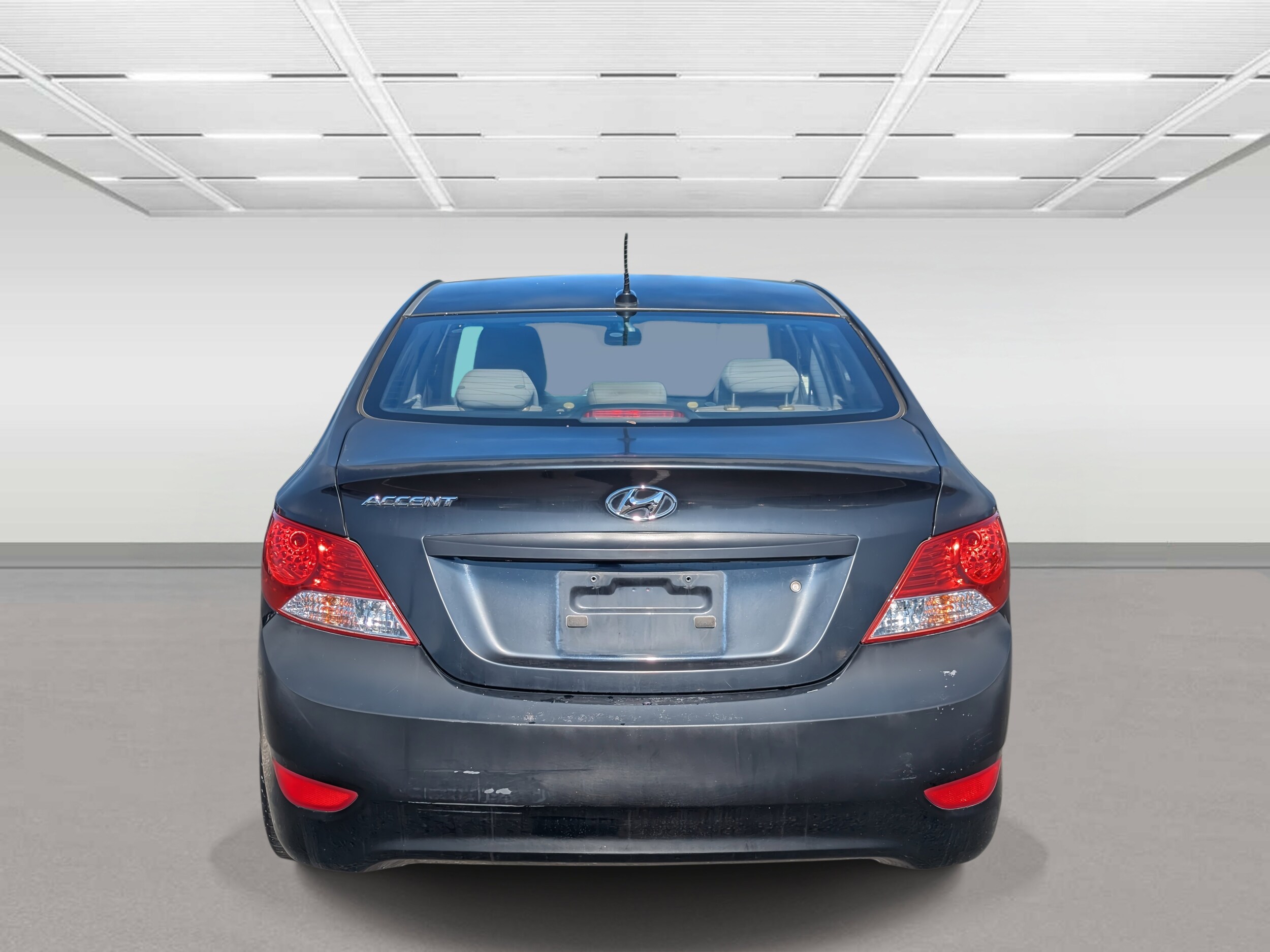 2014 Hyundai Accent GLS photo 4
