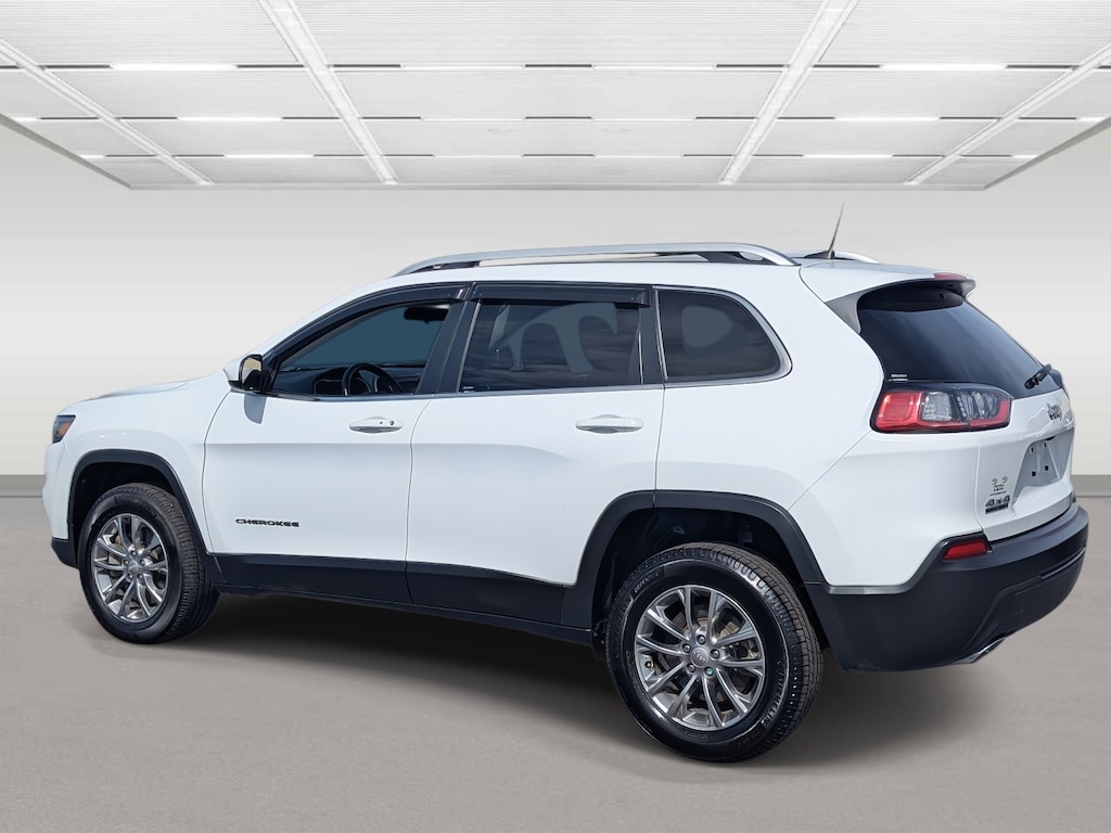 Used 2019 Jeep Cherokee Latitude Plus 4x4 SUV
