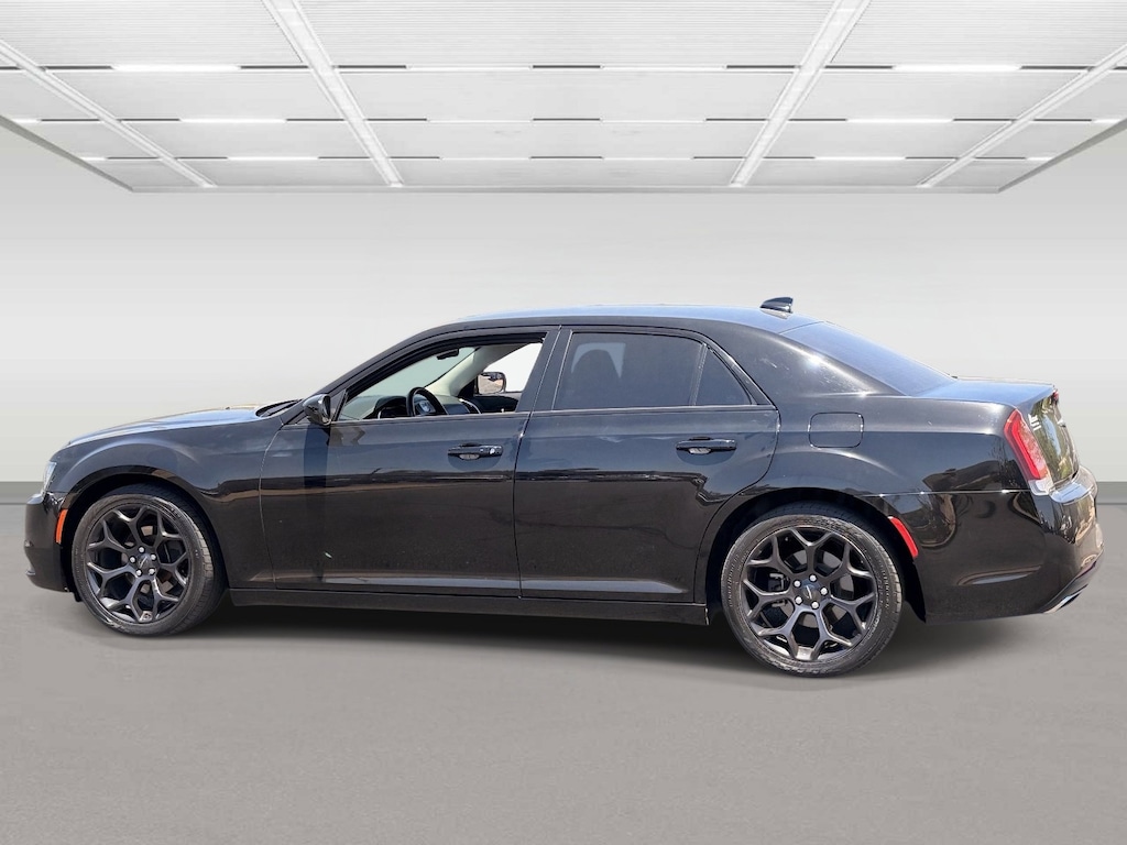 Used 2019 Chrysler 300 Touring Sedan